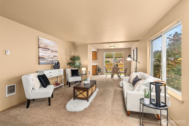 606 Malibu Drive SE, Lacey, WA 98503