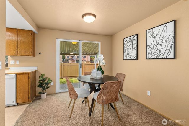 606 Malibu Drive SE, Lacey, WA 98503