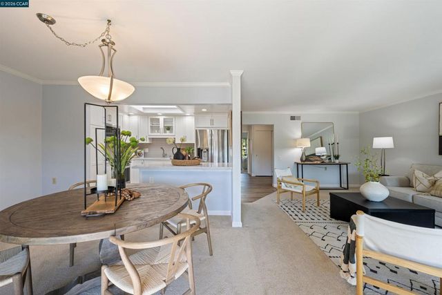 2817 Golden Rain Rd 7, Walnut Creek, CA 94595