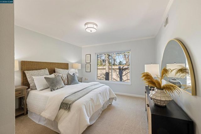 2817 Golden Rain Rd 7, Walnut Creek, CA 94595