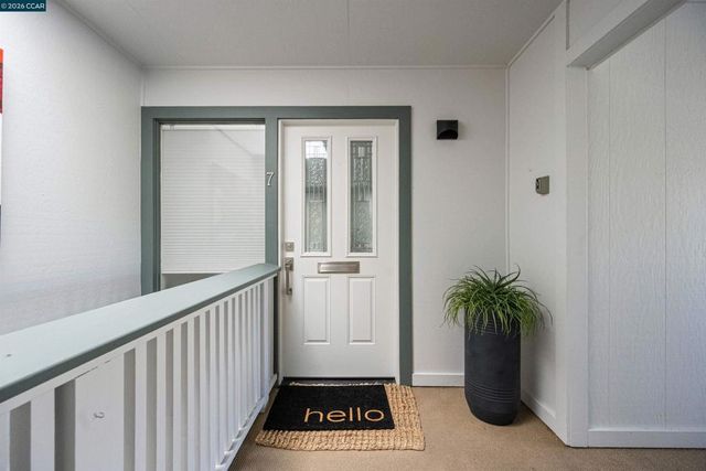 2817 Golden Rain Rd 7, Walnut Creek, CA 94595