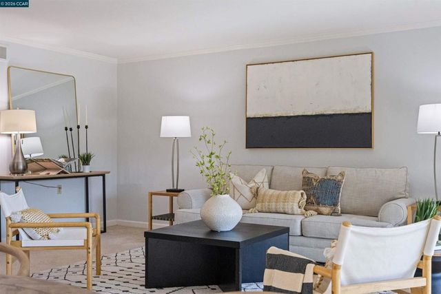 2817 Golden Rain Rd 7, Walnut Creek, CA 94595