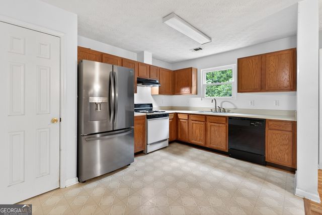 5285 Hillcrest Glenn Drive, Sugar Hill, GA 30518