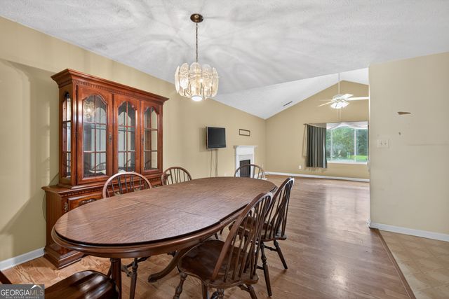 5285 Hillcrest Glenn Drive, Sugar Hill, GA 30518