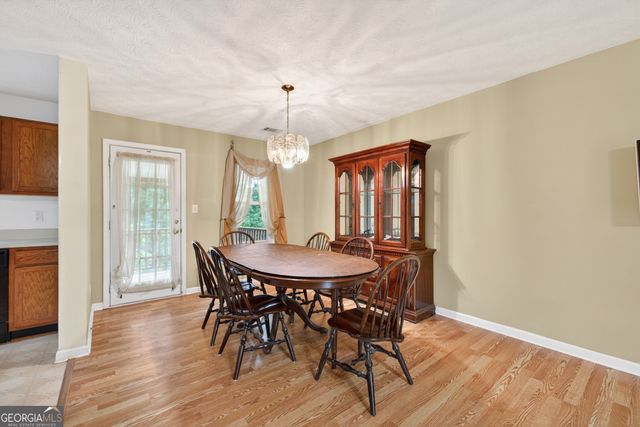 5285 Hillcrest Glenn Drive, Sugar Hill, GA 30518