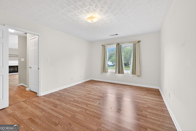 5285 Hillcrest Glenn Drive, Sugar Hill, GA 30518