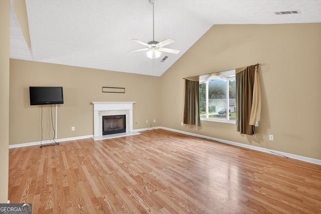 5285 Hillcrest Glenn Drive, Sugar Hill, GA 30518