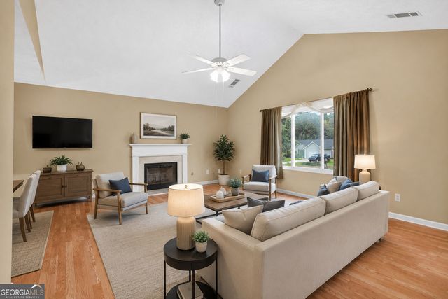 5285 Hillcrest Glenn Drive, Sugar Hill, GA 30518
