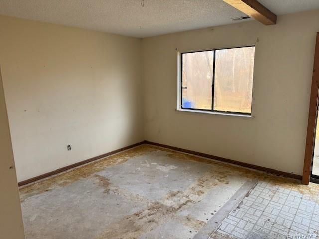 88 Drexelgate Court, Middle Island, NY 11953