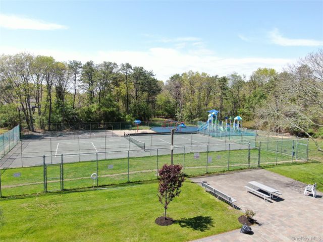 88 Drexelgate Court, Middle Island, NY 11953