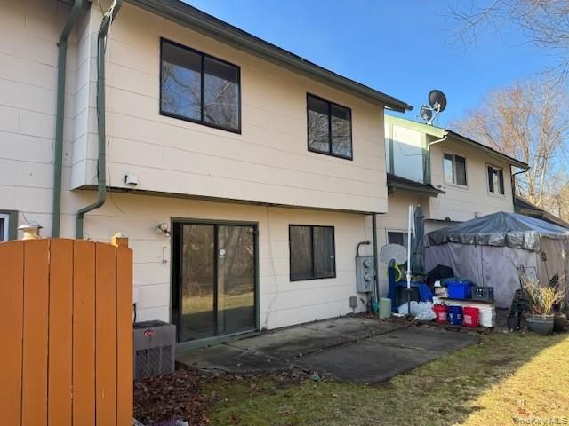 88 Drexelgate Court, Middle Island, NY 11953