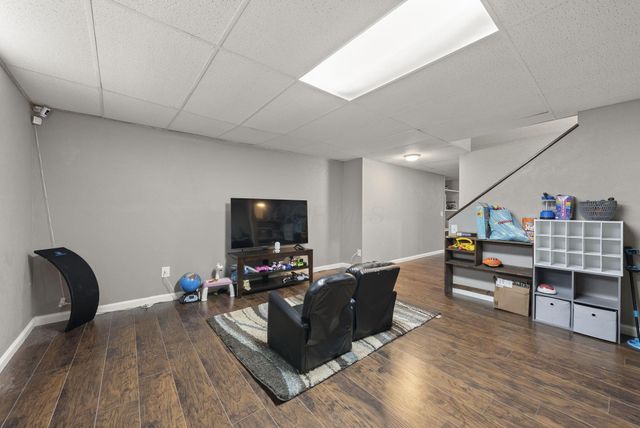 96 Chenango Drive, Powell, OH 43065