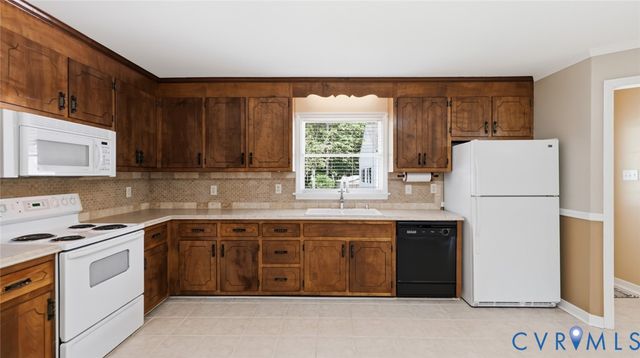 1611 Otterdale Rd, Midlothian, VA 23114