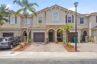 8906 SW 224th Terrace, Cutler Bay, FL 33190