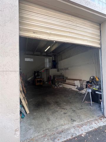 13405 SW 128th St 208, Miami, FL 33186