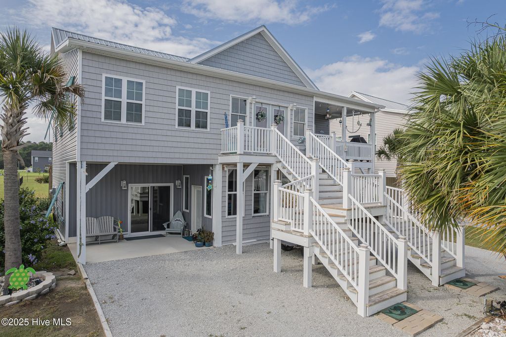 120 Shell Rock Lane, Hubert, NC 28539