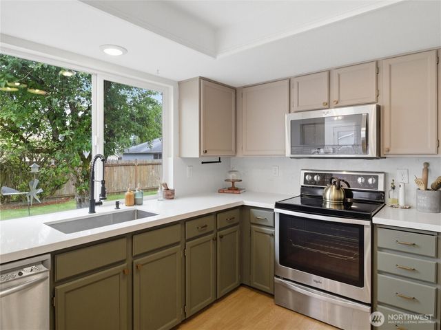 12741 SE 279th Court, Kent, WA 98030