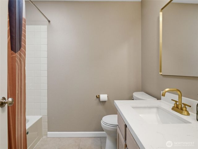 12741 SE 279th Court, Kent, WA 98030