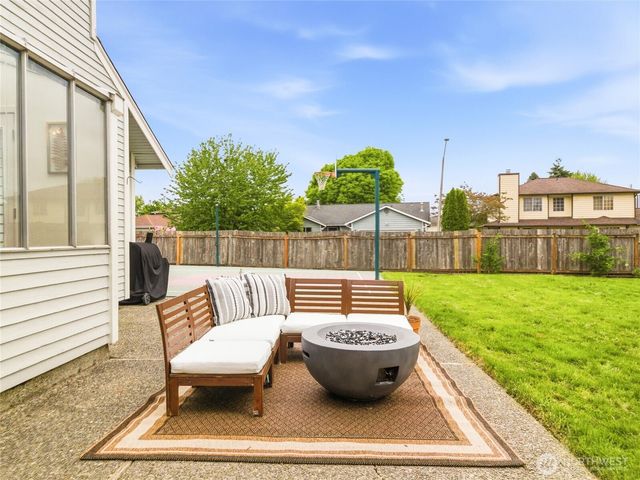 12741 SE 279th Court, Kent, WA 98030