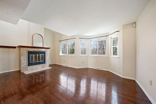 117 Tall Oaks Dr I, Weymouth, MA 02190