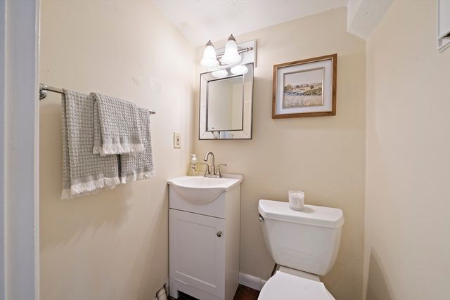 117 Tall Oaks Dr I, Weymouth, MA 02190