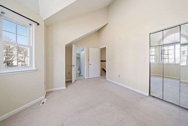 117 Tall Oaks Dr I, Weymouth, MA 02190