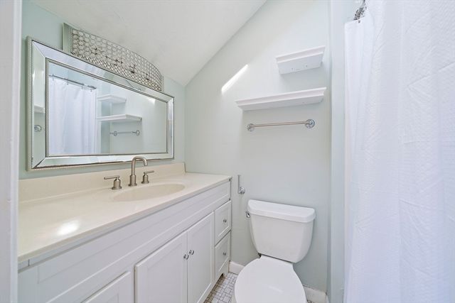 117 Tall Oaks Dr I, Weymouth, MA 02190