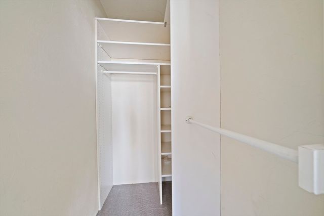 117 Tall Oaks Dr I, Weymouth, MA 02190