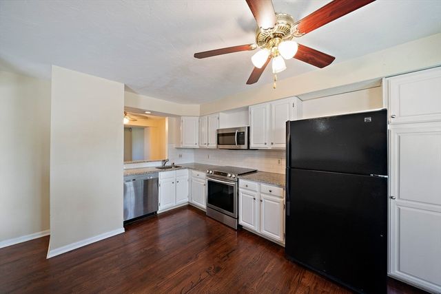 117 Tall Oaks Dr I, Weymouth, MA 02190