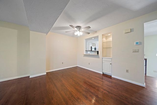 117 Tall Oaks Dr I, Weymouth, MA 02190