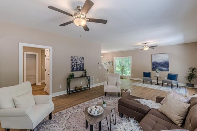 10965 Highridge Court, Hampton, GA 30228