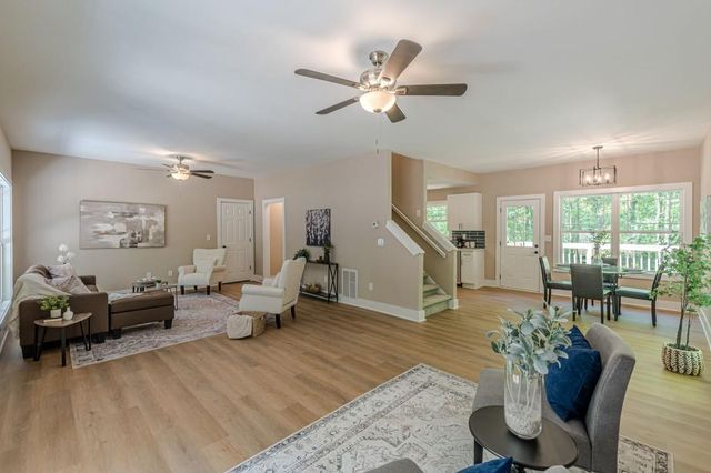 10965 Highridge Court, Hampton, GA 30228