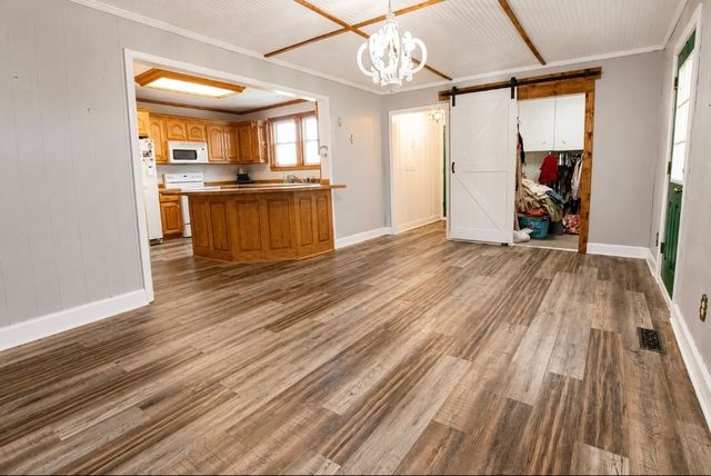 4232 Old Nashville Hwy, Mcminnville, TN 37110