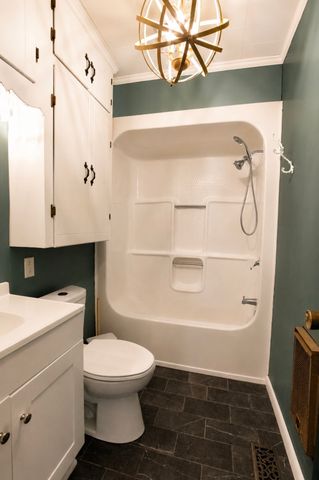 4232 Old Nashville Hwy, Mcminnville, TN 37110