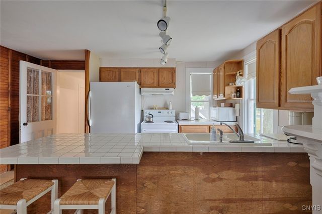 6 Manhattan Island, Alexandria, NY 13607