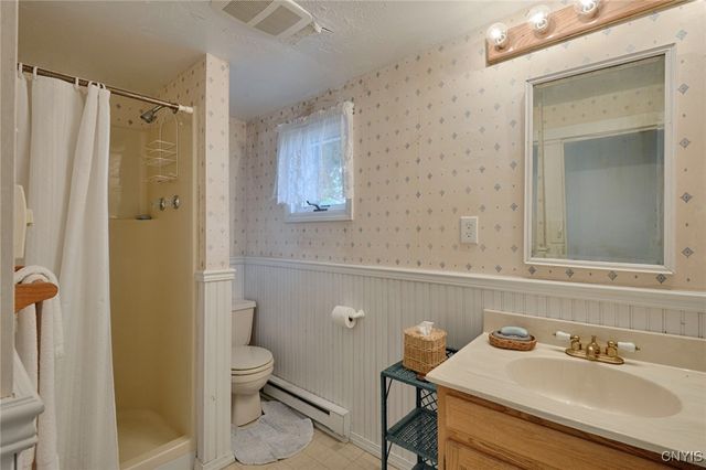 6 Manhattan Island, Alexandria, NY 13607