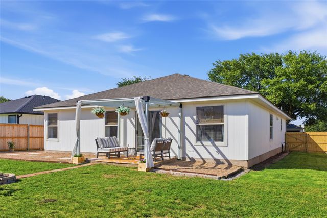 197 Donatello, Kyle, TX 78640