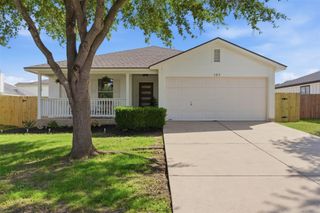197 Donatello, Kyle, TX 78640