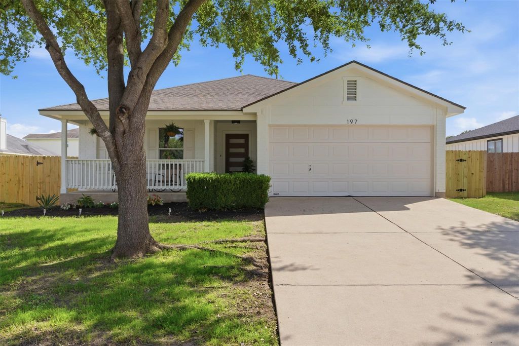 197 Donatello, Kyle, TX 78640