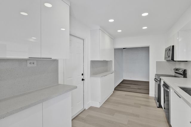 1401 S 16th Avenue, Hollywood, FL 33020