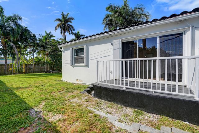 1401 S 16th Avenue, Hollywood, FL 33020