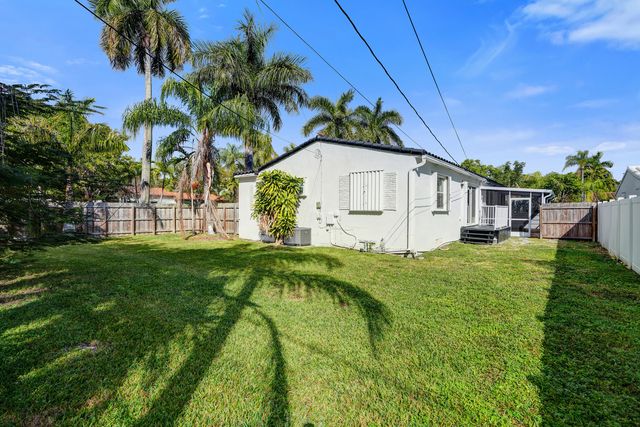 1401 S 16th Avenue, Hollywood, FL 33020