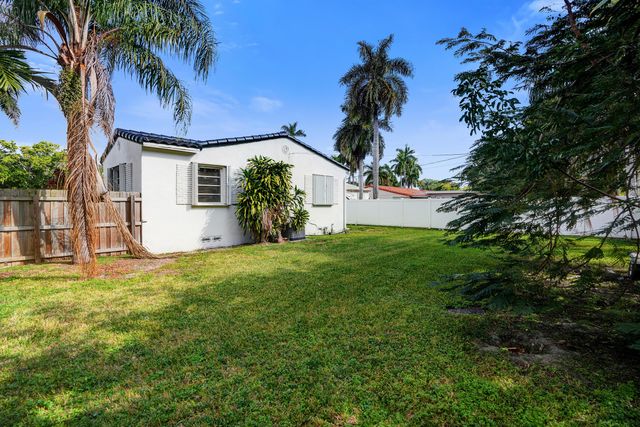 1401 S 16th Avenue, Hollywood, FL 33020