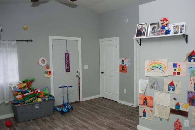 1320 Poland Street, South Bend, IN 46619