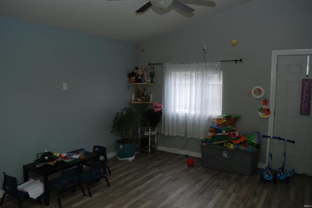 1320 Poland Street, South Bend, IN 46619