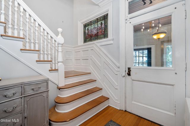 477 Western Avenue, Albany, NY 12203