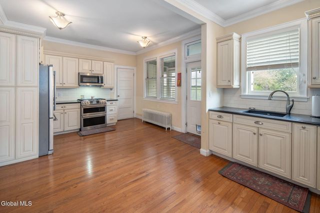 477 Western Avenue, Albany, NY 12203