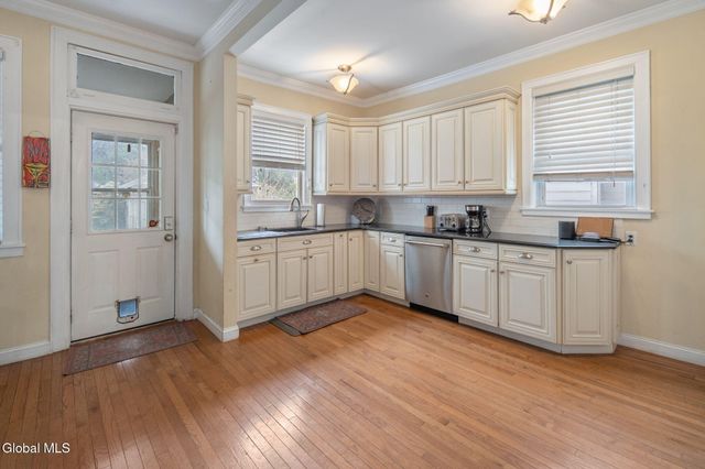 477 Western Avenue, Albany, NY 12203