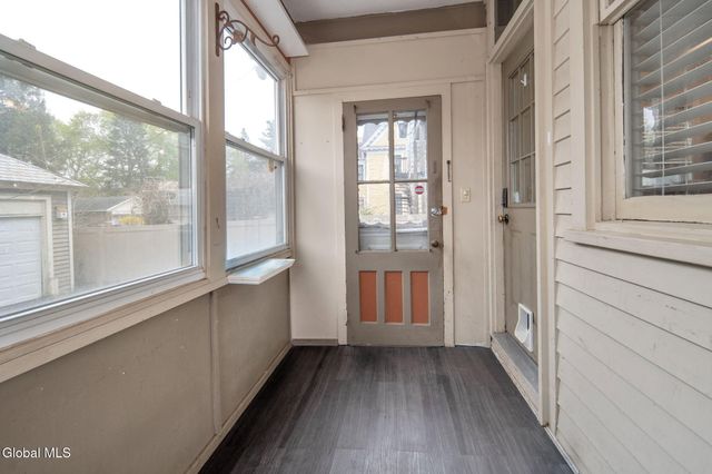 477 Western Avenue, Albany, NY 12203
