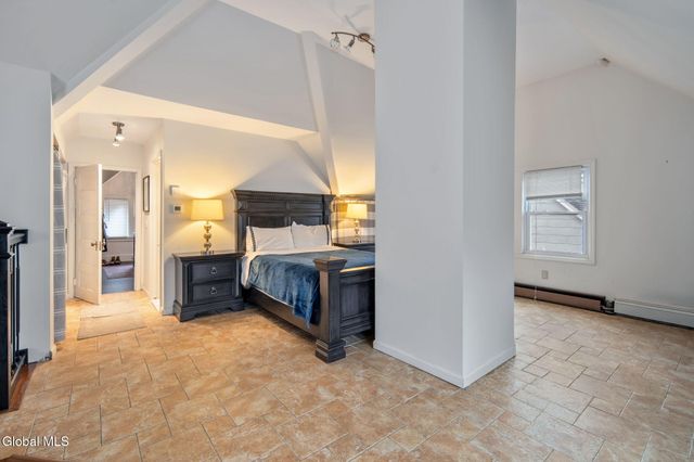 477 Western Avenue, Albany, NY 12203